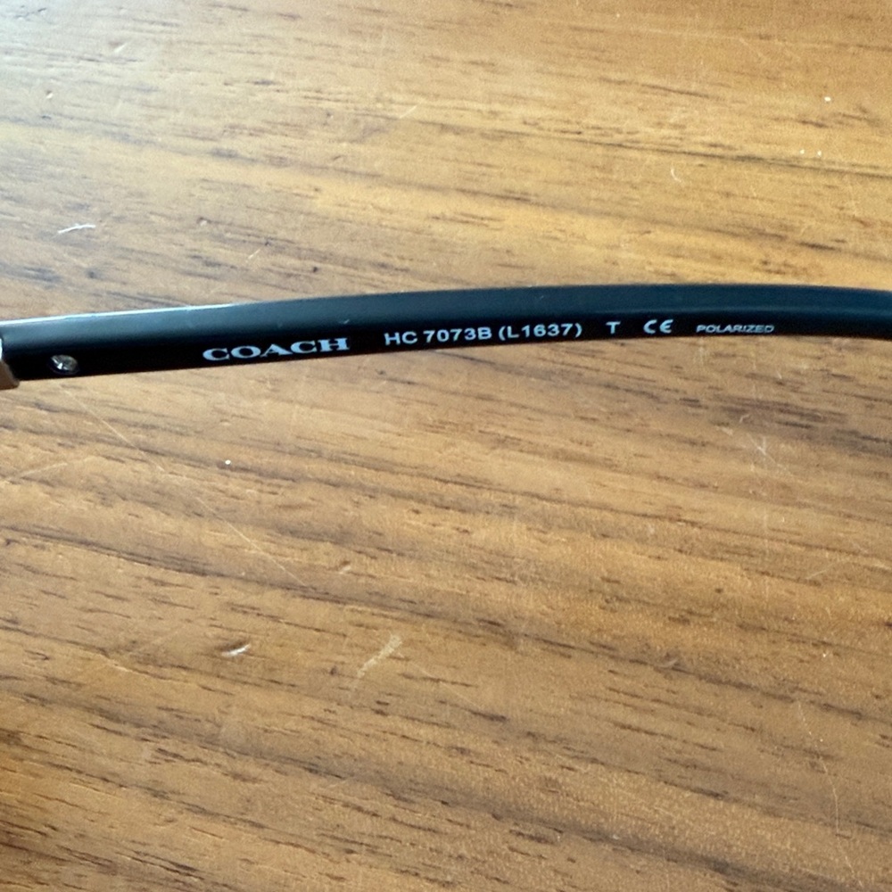 EUC coach hc 70738 pilot sunglasses - Picture 4 of 5
